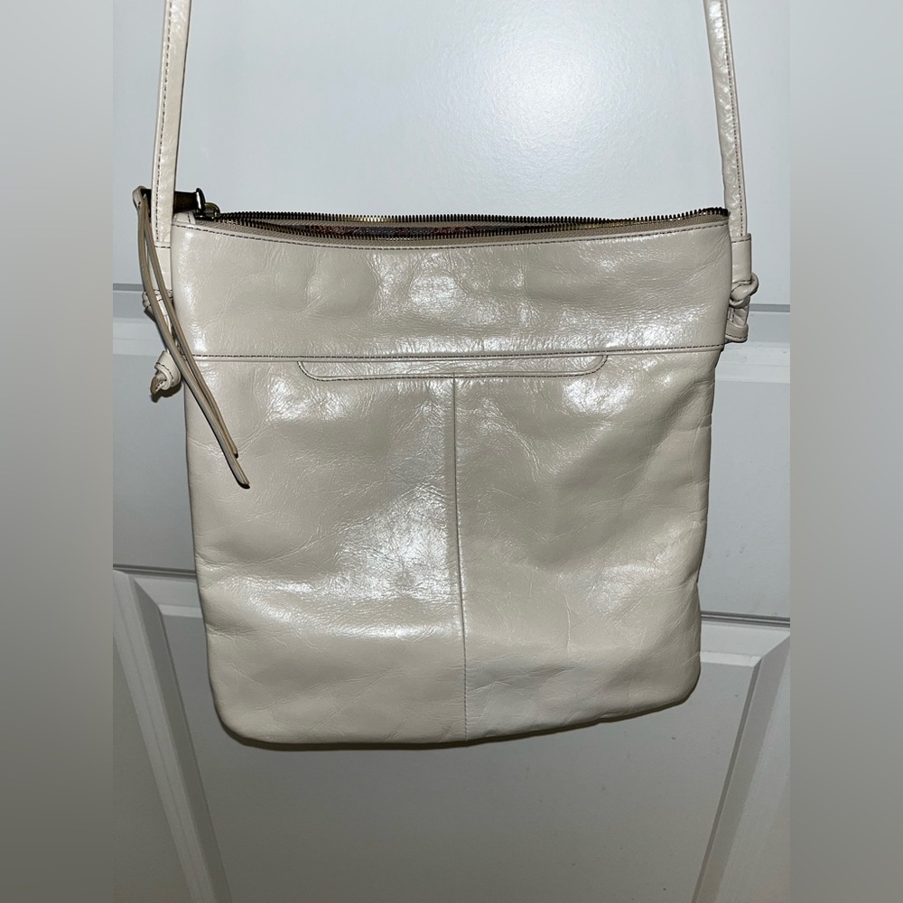 Hobo off white purse